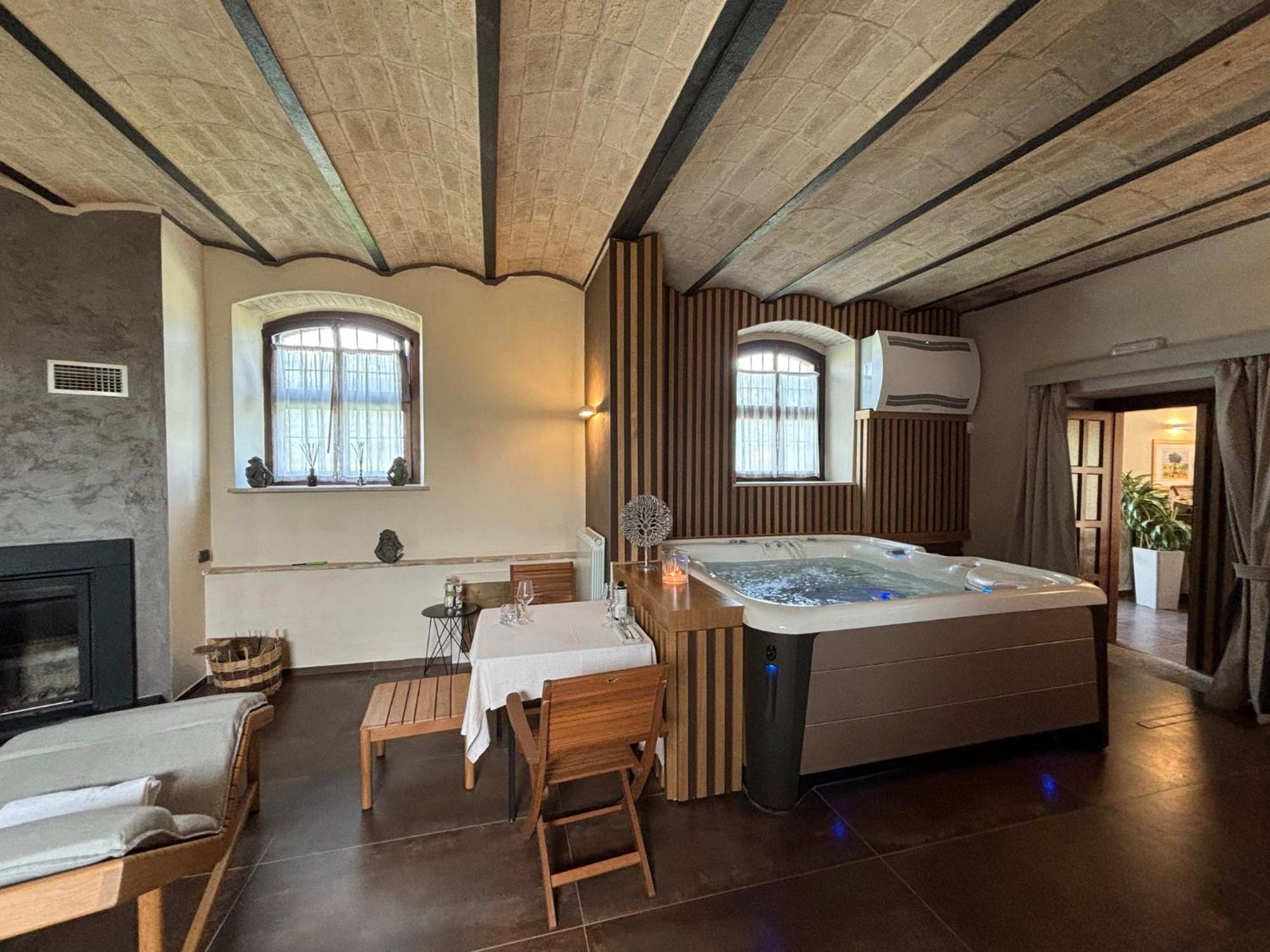Borgo Degli Angeli Resort E Spa San Vitale Exteriör bild