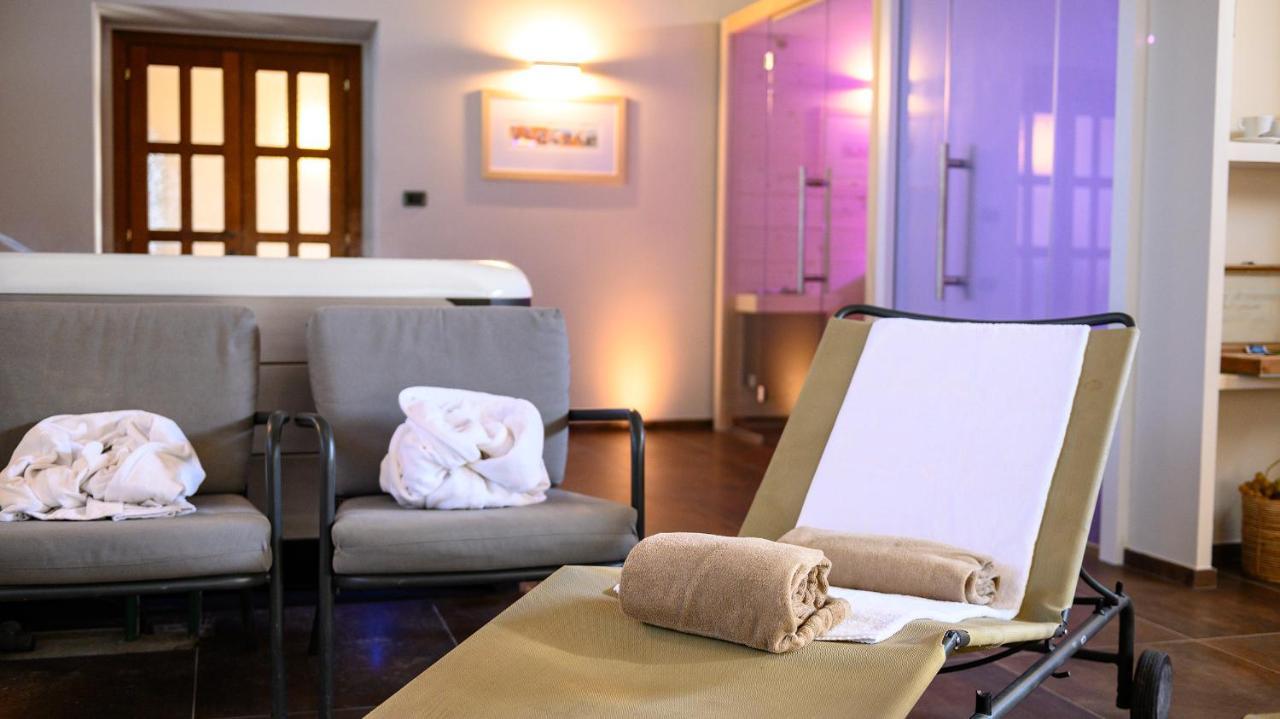 Borgo Degli Angeli Resort E Spa San Vitale Exteriör bild