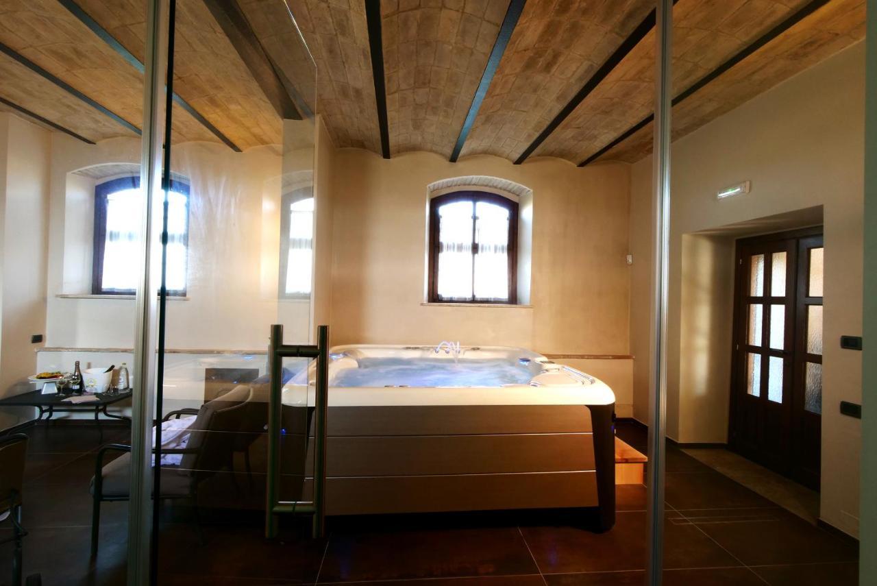 Borgo Degli Angeli Resort E Spa San Vitale Exteriör bild